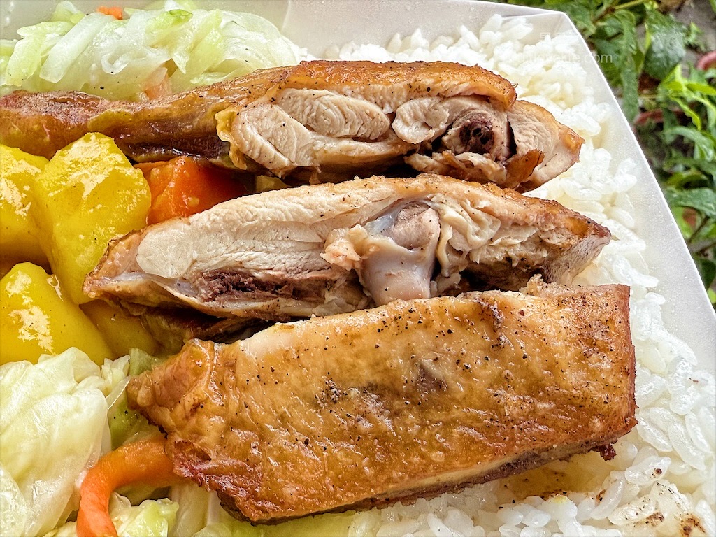 仁山爌肉飯⟩台中大里便當，在地人氣便當店，我們也吃了好多年，主菜、配菜都很好吃 @果果愛Fruitlove