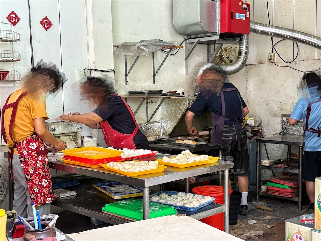 游記水煎包〉大里平日限定下午點心,少有麻婆豆腐口味的水煎包,很夠味很好吃 @果果愛Fruitlove 游記水煎包〉大里平日限定下午點心,少有麻婆豆腐口味的水煎包,很夠味很好吃 @果果愛Fruitlove