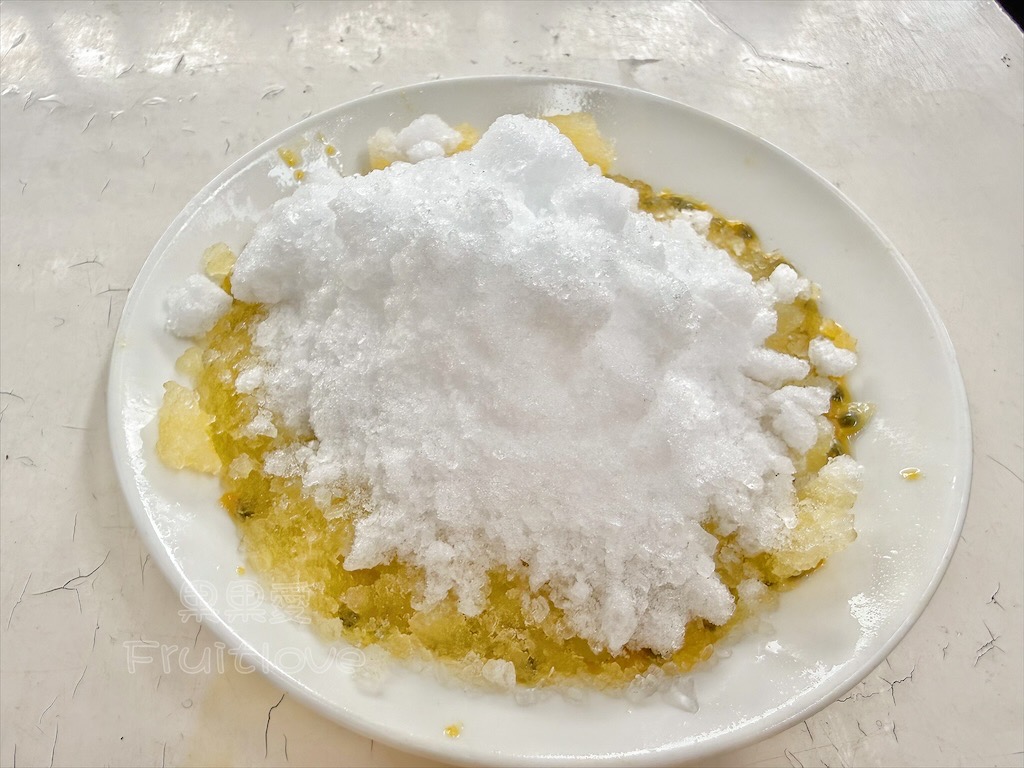 南投埔里｜廟囗冰果室：天然百香果剉冰滿到看不見冰！必吃獨特豆腐腦剉冰、寵物友善推薦 @果果愛Fruitlove