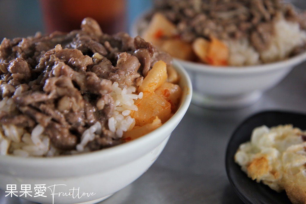 老廣東雞肉飯(鹿和夜市)⟩在地隱藏美食，這碗羊肉飯讓人夠銷魂 @果果愛Fruitlove