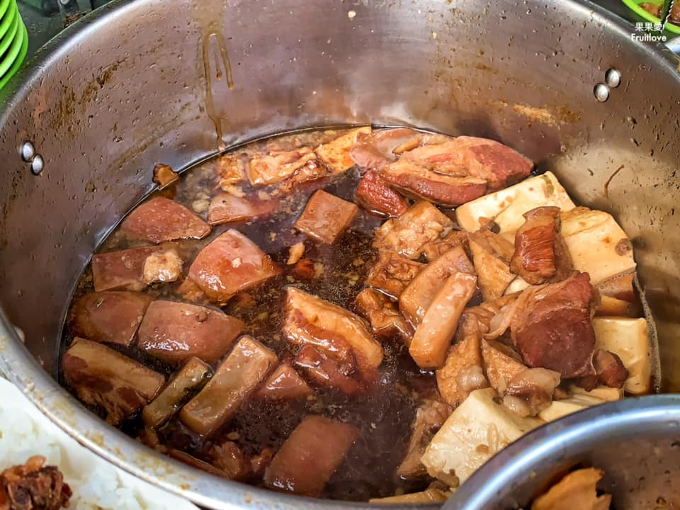 無名爌肉飯⟩台中大里早餐美食，每天都座無虛席的銷魂爌肉飯，沒早起是吃不到的 @果果愛Fruitlove