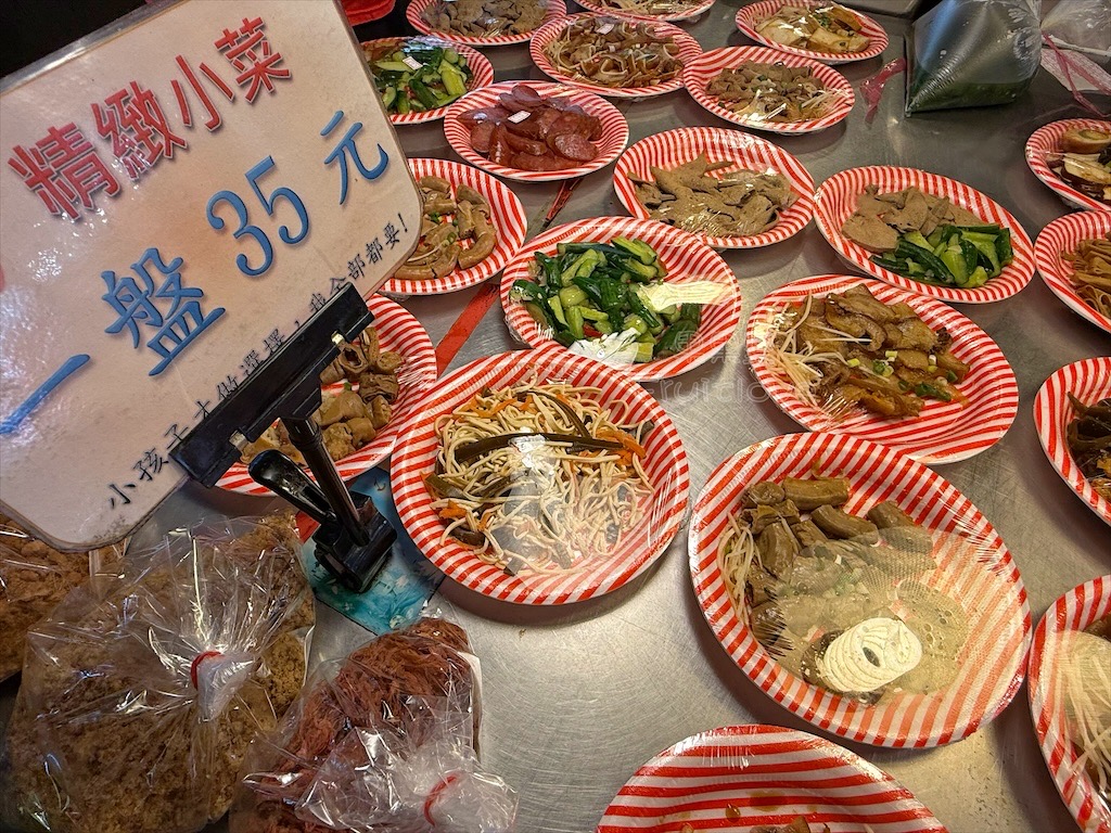 台中大里美食- 內新市場之日新滷味,夏日限定美食-麻薏地瓜湯 @果果愛Fruitlove 台中大里美食- 內新市場之日新滷味,夏日限定美食-麻薏地瓜湯 @果果愛Fruitlove