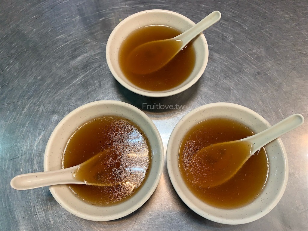 69牛肉拌麵烏日店-烏日美食⟩好吃又入味的牛肉拌麵，內用還可以享有免費的大骨湯 @果果愛Fruitlove