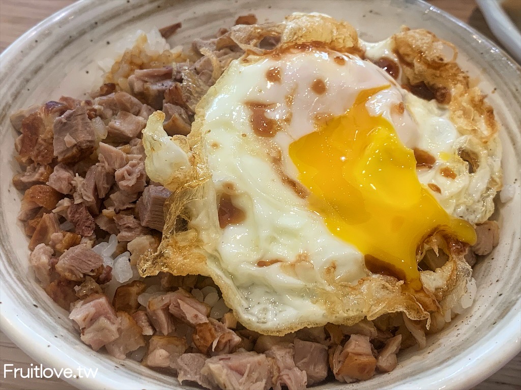 偶鵝嚐嚐虎尾店⟩以鵝肉為主打，店內設計溫馨可愛，平價美味吃得飽，用料很實在-雲林虎尾美食 @果果愛Fruitlove