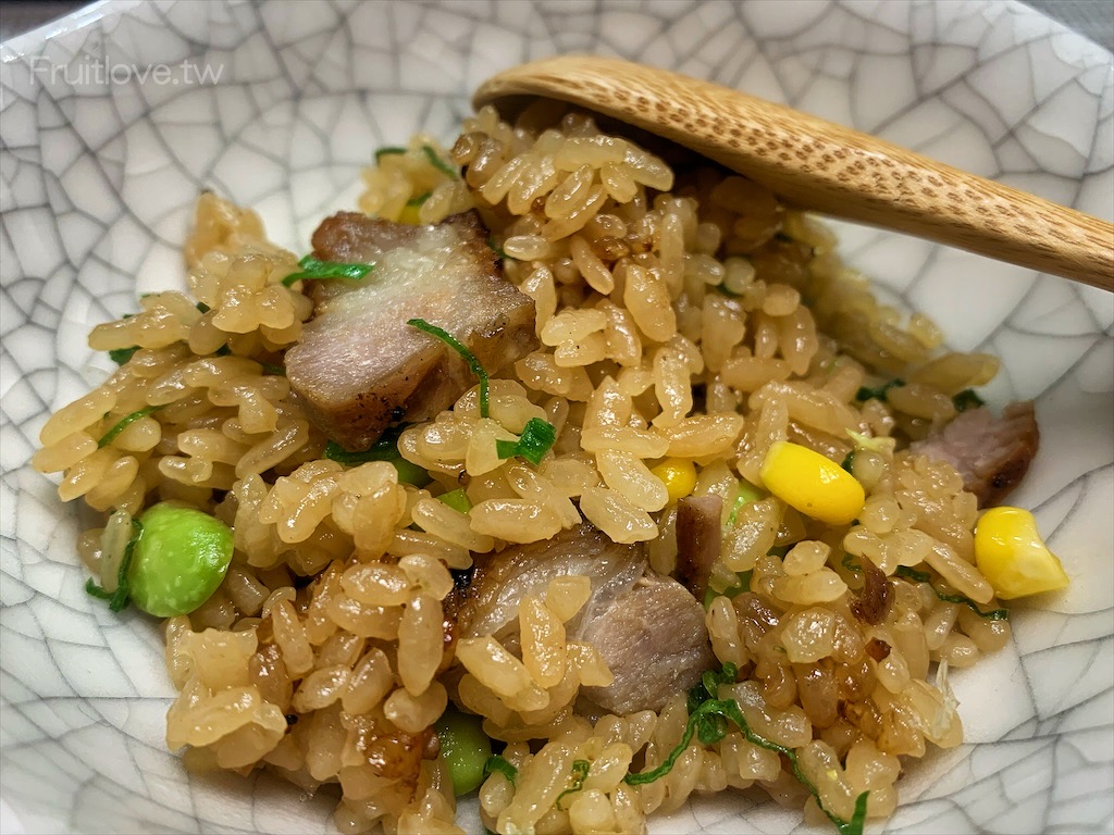 鮨初割烹⟩台中北屯美食，台中日式無菜單料理推薦，採預約制，豪華無菜單料理的視覺饗宴，不敢生食的也有提供客製化 @果果愛Fruitlove