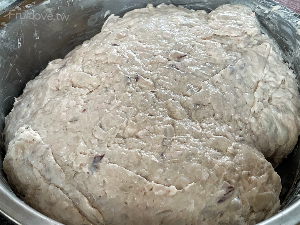 興達港歐董虱目旗魚丸攤⟩高雄茄萣美食，興達港觀光漁市裡超人氣美食，現場新鮮製作，用料不手軟很實在 @果果愛Fruitlove