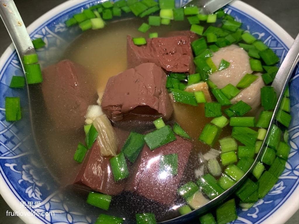 鄭腳庫飯⟩台中外埔人氣便當店，還沒到用餐時間，就滿滿人潮 @果果愛Fruitlove