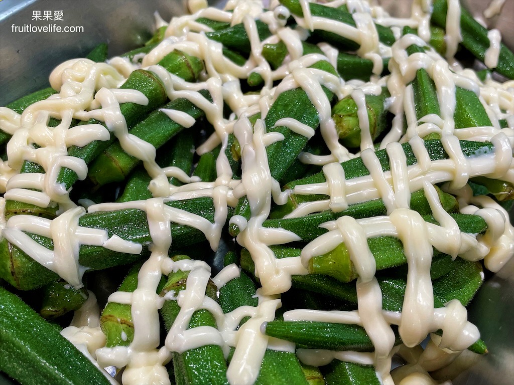 樹仔腳⟩台中太平美食，古早味小吃店，有炒麵、滷肉飯、豬血湯、炒飯、便當、各種小菜，內用湯還可以免費續 @果果愛Fruitlove