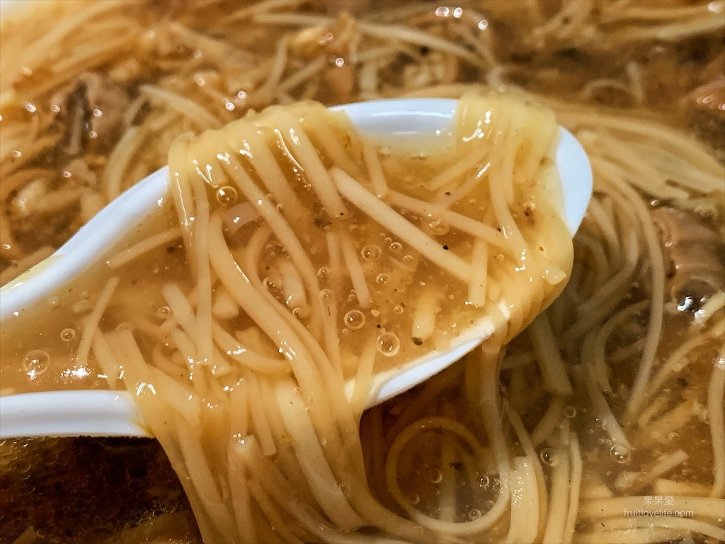 簡大腸麵線⟩台中大里早午餐，在地美味的大腸麵線、蚵仔麵線、肉羹麵線 @果果愛Fruitlove