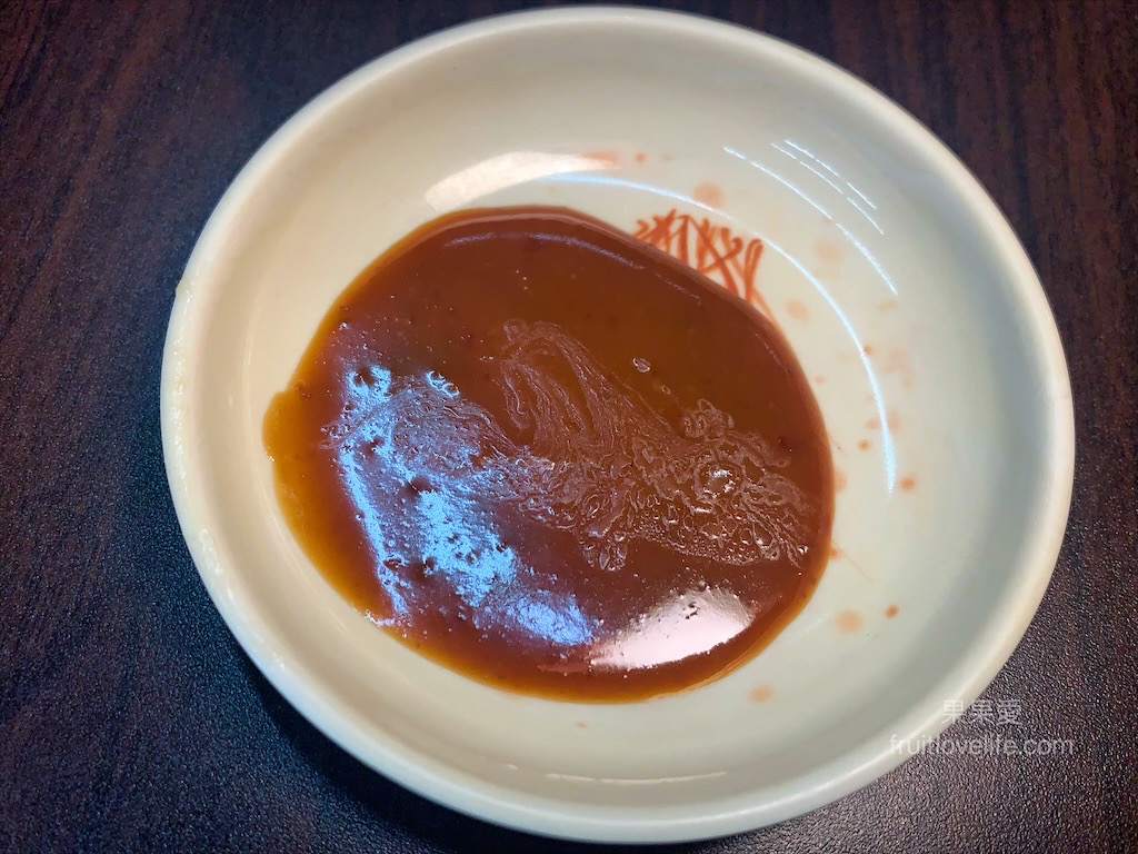 草屯長疆炭燒羊肉爐⟩草屯寵物友善羊肉爐推薦，炭燒羊肉爐火鍋，湯頭好喝，羊肉肉質軟嫩，秋冬進補、聚餐好地方 @果果愛Fruitlove