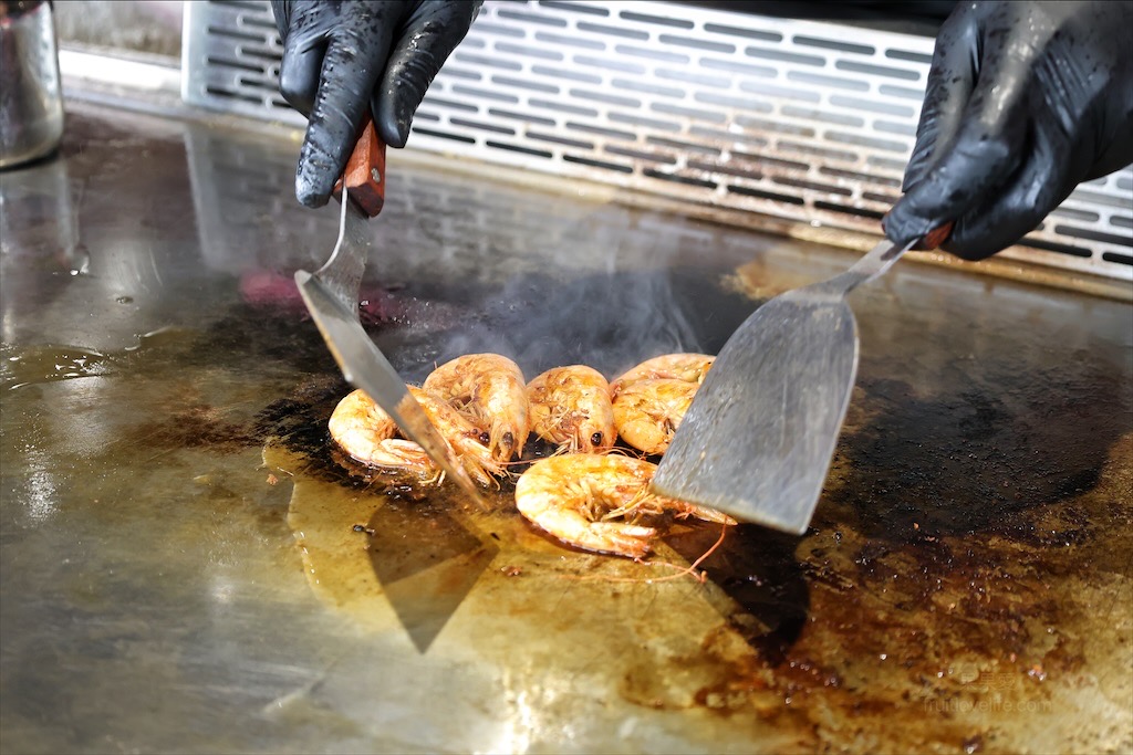 老鐵醬平價鐵板燒⟩台中大里平價鐵板燒，高麗菜、白飯、熱湯、冰沙、咖啡、飲料通通都給你吃到飽 @果果愛Fruitlove