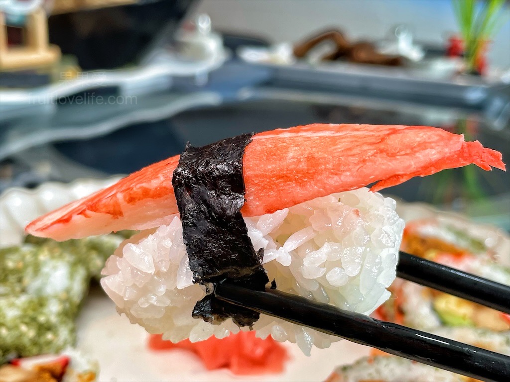 辰星水產肉品⟩台中大甲水產店也是海產店，餐廳以預約制訂餐，沒有固定菜單，餐點色香味俱全，絕不能錯過先滷後炸的香酥鴨 @果果愛Fruitlove