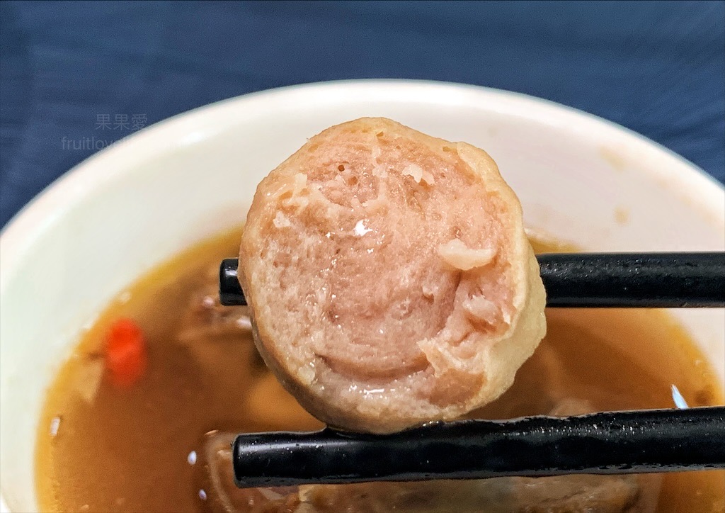 辰星水產肉品⟩台中大甲水產店也是海產店，餐廳以預約制訂餐，沒有固定菜單，餐點色香味俱全，絕不能錯過先滷後炸的香酥鴨 @果果愛Fruitlove