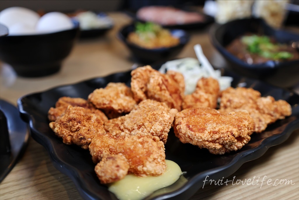 岩橙豐饌湯鍋⟩彰化鹿港火鍋，在地平價的小火鍋，滷肉飯、麵食、飲品、霜淇淋、爆米花通通都給你吃到飽 @果果愛Fruitlove