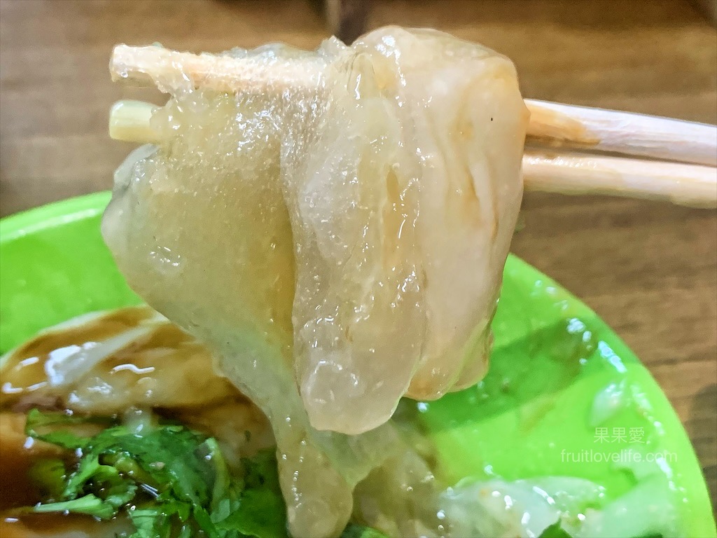 義艋舺大腸蚵仔麵線肉圓⟩台中太平美食小吃，偶然發現的好吃大腸蚵仔麵線，結果肉圓也是這裡的必點必吃的 @果果愛Fruitlove