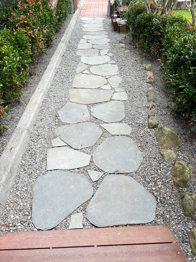 水与松萌萌園⟩南投埔里景點，許多可愛的超萌小動物，有超人氣的水豚君(卡皮巴拉)、笑笑羊，可以零距離和牠們互動 @果果愛Fruitlove