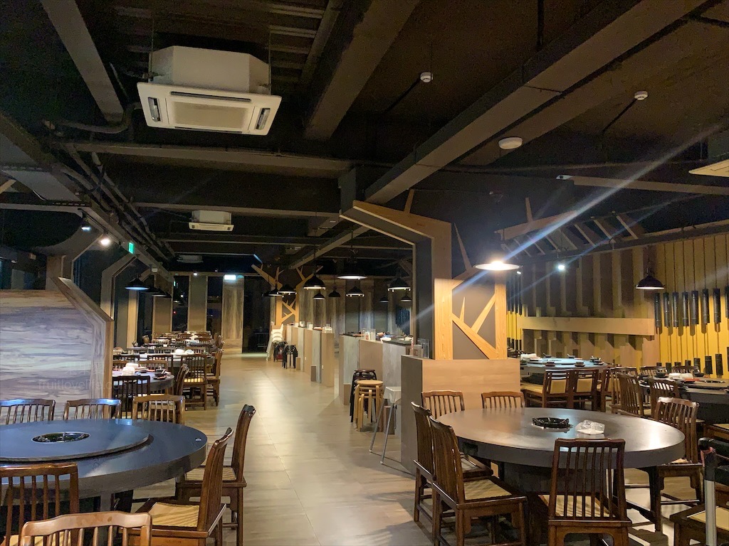 菇神鹿谷店⟩南投鹿谷美食餐廳，黃金蟲草古早雞海味料理饗宴，大份量又美味，滿額還送鹿芝谷門票/寵物友善 @果果愛Fruitlove