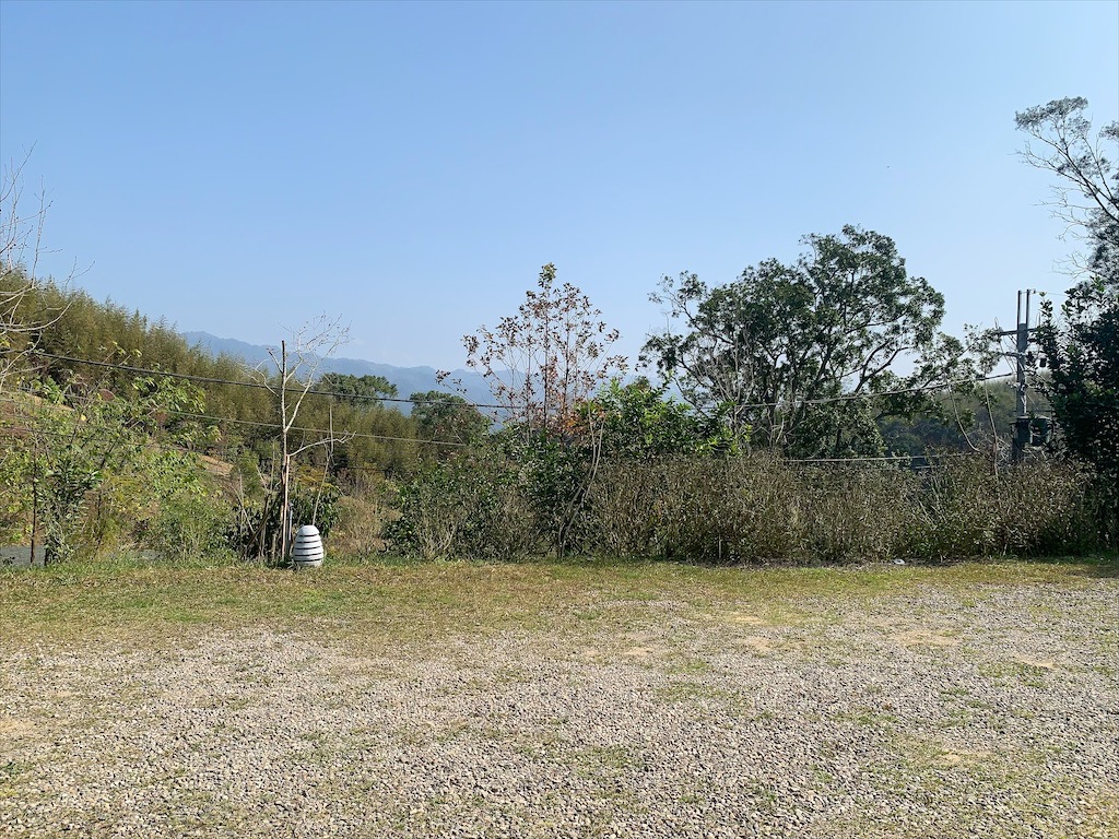 紫鳶山城-覓境莊園⟩苗栗銅鑼寵物友善住宿，蟲鳴鳥語、竹林群山環繞、星光點點，讓人和毛孩都感到放鬆的渡假莊園 @果果愛Fruitlove