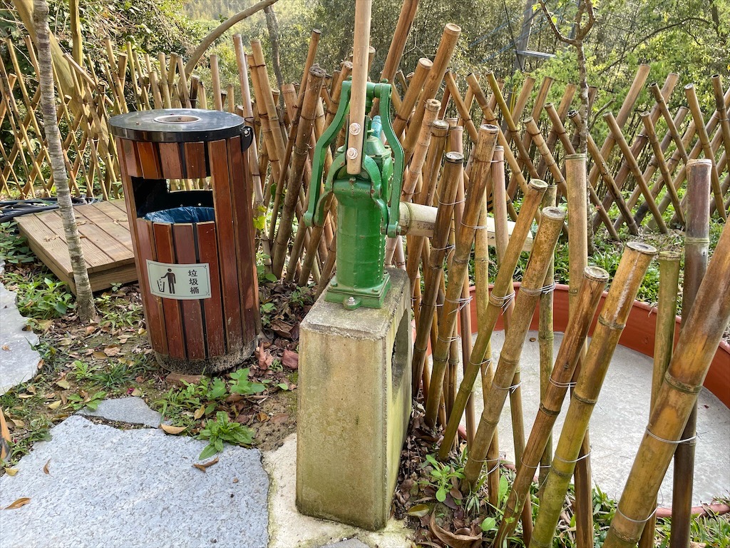 紫鳶山城-覓境莊園⟩苗栗銅鑼寵物友善住宿，蟲鳴鳥語、竹林群山環繞、星光點點，讓人和毛孩都感到放鬆的渡假莊園 @果果愛Fruitlove