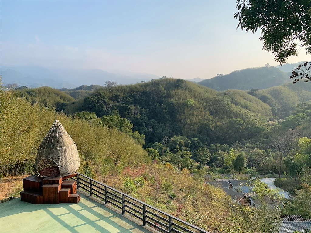 紫鳶山城-覓境莊園⟩苗栗銅鑼寵物友善住宿，蟲鳴鳥語、竹林群山環繞、星光點點，讓人和毛孩都感到放鬆的渡假莊園 @果果愛Fruitlove