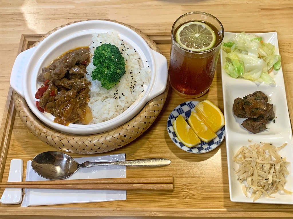 紫鳶山城-覓境莊園⟩苗栗銅鑼寵物友善住宿，蟲鳴鳥語、竹林群山環繞、星光點點，讓人和毛孩都感到放鬆的渡假莊園 @果果愛Fruitlove