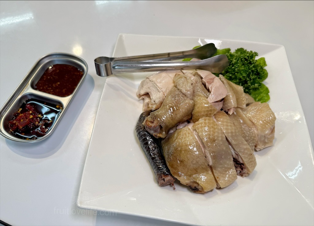 香村九尾草雞湯熱炒火鍋⟩南投名間松柏嶺受天宮附近美食餐廳，不能錯過的九尾草雞湯和古早味手路菜 @果果愛Fruitlove