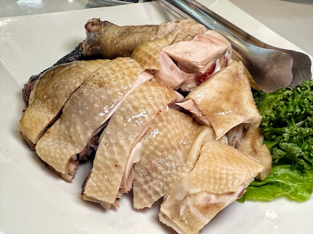 香村九尾草雞湯熱炒火鍋⟩南投名間松柏嶺受天宮附近美食餐廳，不能錯過的九尾草雞湯和古早味手路菜 @果果愛Fruitlove