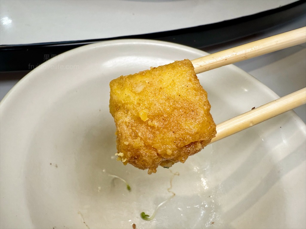 香村九尾草雞湯熱炒火鍋⟩南投名間松柏嶺受天宮附近美食餐廳，不能錯過的九尾草雞湯和古早味手路菜 @果果愛Fruitlove