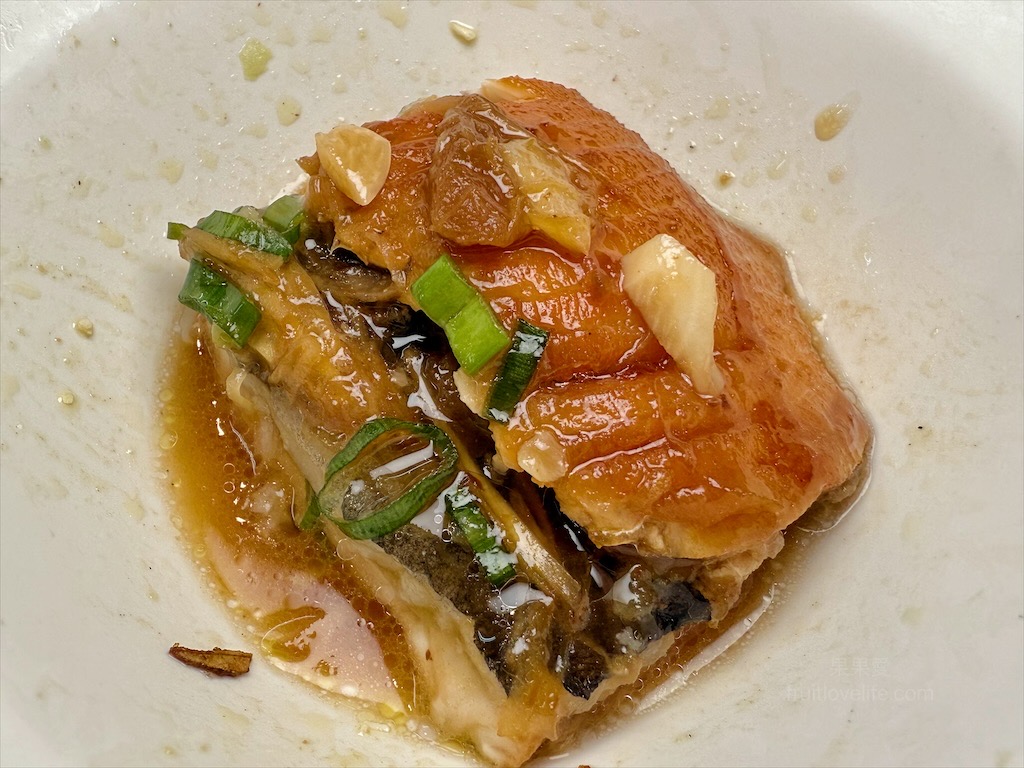 香村九尾草雞湯熱炒火鍋⟩南投名間松柏嶺受天宮附近美食餐廳，不能錯過的九尾草雞湯和古早味手路菜 @果果愛Fruitlove