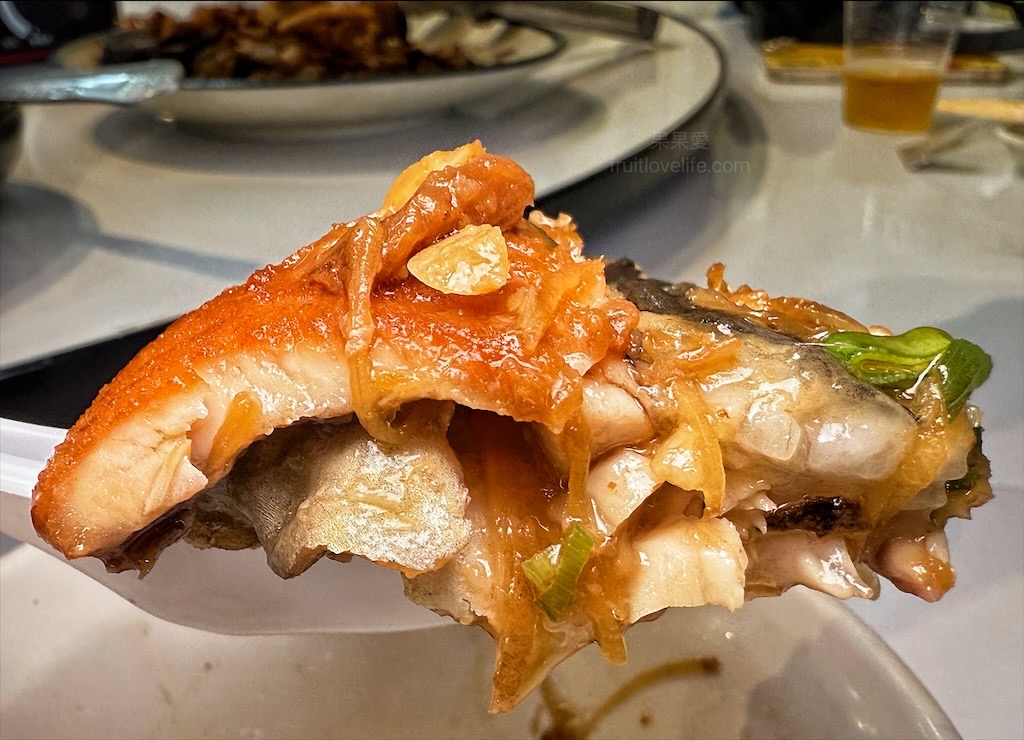 香村九尾草雞湯熱炒火鍋⟩南投名間松柏嶺受天宮附近美食餐廳，不能錯過的九尾草雞湯和古早味手路菜 @果果愛Fruitlove