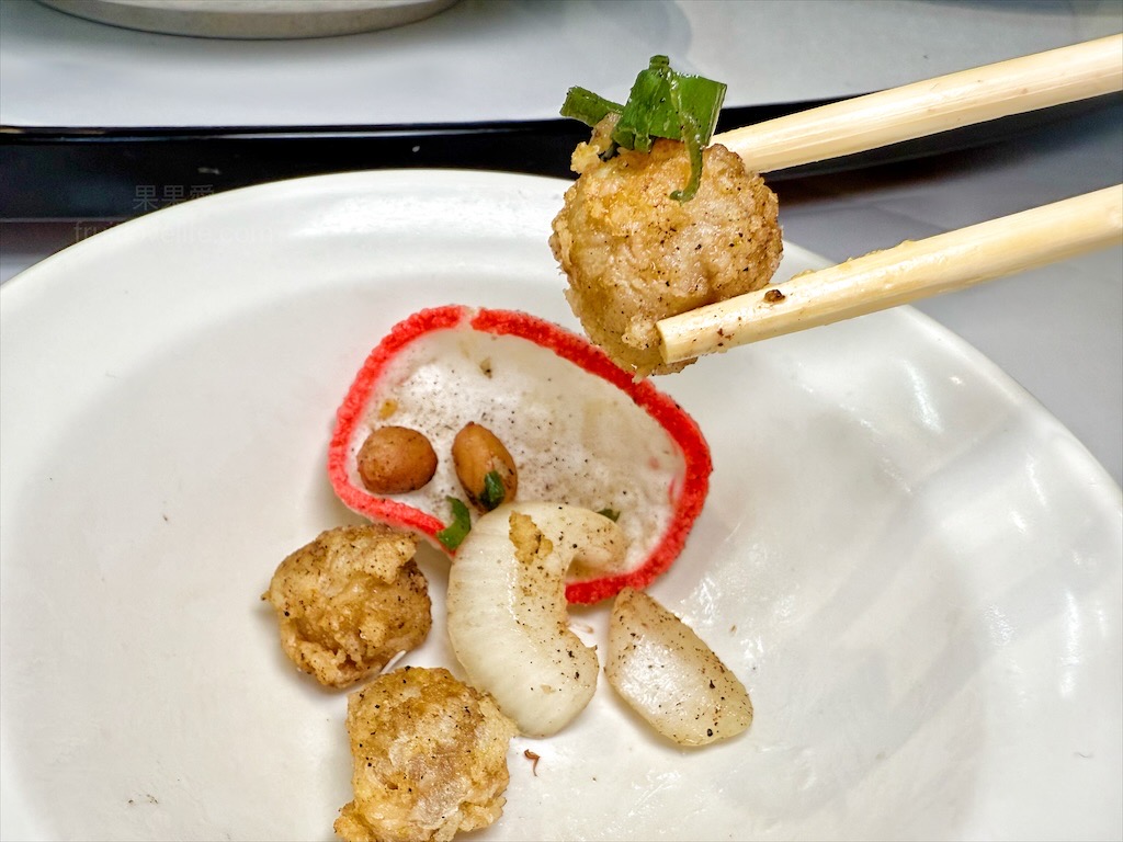 香村九尾草雞湯熱炒火鍋⟩南投名間松柏嶺受天宮附近美食餐廳，不能錯過的九尾草雞湯和古早味手路菜 @果果愛Fruitlove