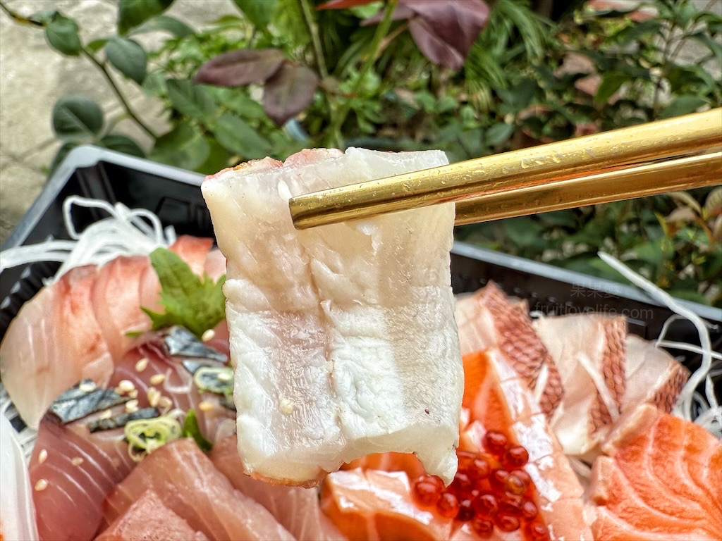 瀧慶水產⟩台中大里生魚片、握壽司、丼飯、烤物，超隱密的生魚片，有許多特殊魚種的生魚片，新鮮、甘甜又超值 @果果愛Fruitlove