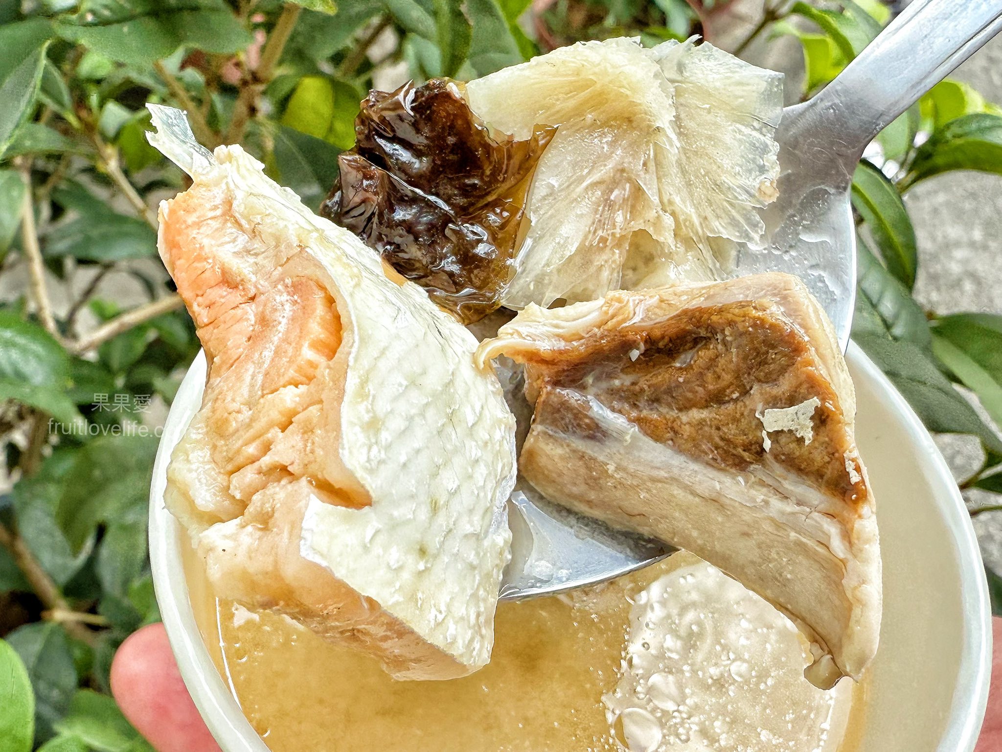 瀧慶水產⟩台中大里生魚片、握壽司、丼飯、烤物，超隱密的生魚片，有許多特殊魚種的生魚片，新鮮、甘甜又超值 @果果愛Fruitlove