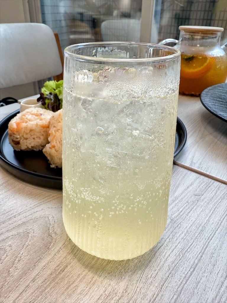 等雨停手作餐食⟩台中西屯早午餐，逢甲寵物友善早午餐，用餐環境簡約舒適，餐點美味平價，附近還有文修公園可以散散步 @果果愛Fruitlove