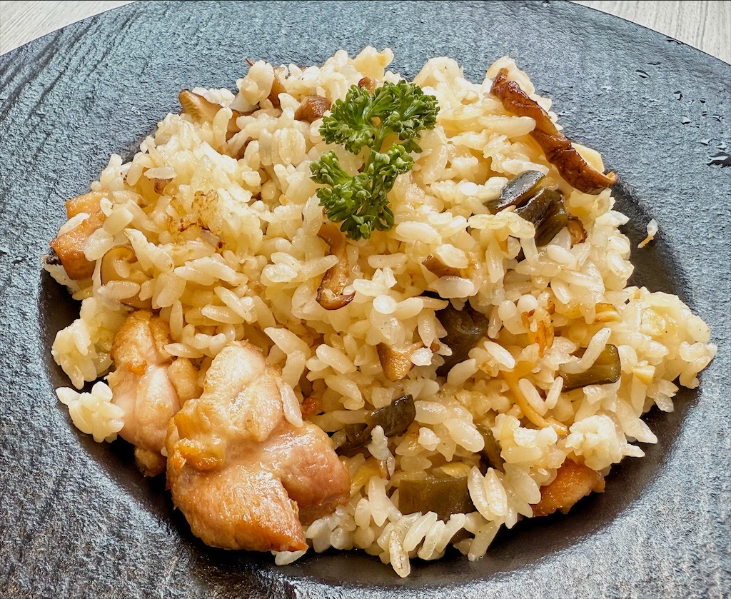 等雨停手作餐食⟩台中西屯早午餐，逢甲寵物友善早午餐，用餐環境簡約舒適，餐點美味平價，附近還有文修公園可以散散步 @果果愛Fruitlove