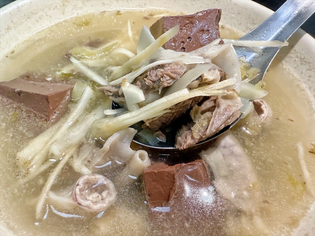 桂香麻醬麵⟩台中東區麻醬麵，旱溪夜市附近巷子裡的好吃小吃麵攤店 @果果愛Fruitlove