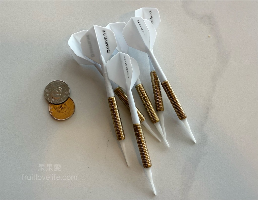 樂奇Lucky Club台中麗寶店⟩台中后里餐酒館，無論是大人系的遊樂場、聚餐看賽事還是品嚐美食，這裡通通都有，低消300元不限時 @果果愛Fruitlove