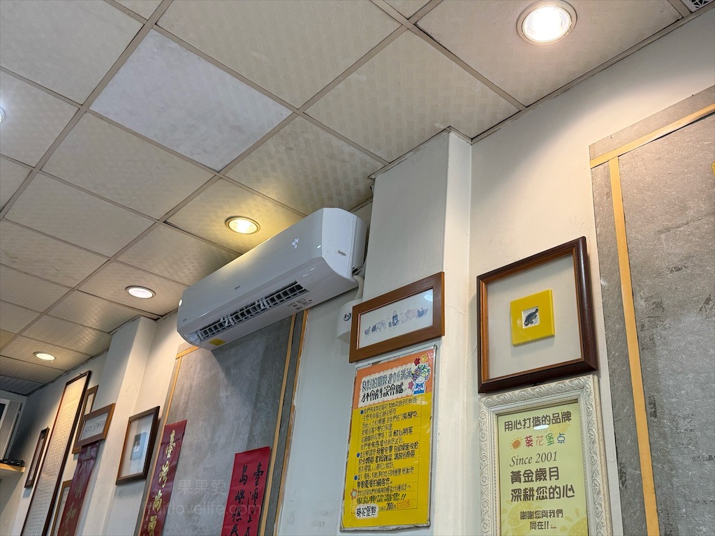 葵花堡點早餐店⟩台中南區早午餐，中興大學早午餐推薦，餐點都有加生菜和苜蓿芽，清爽又好吃，寵物友善 @果果愛Fruitlove
