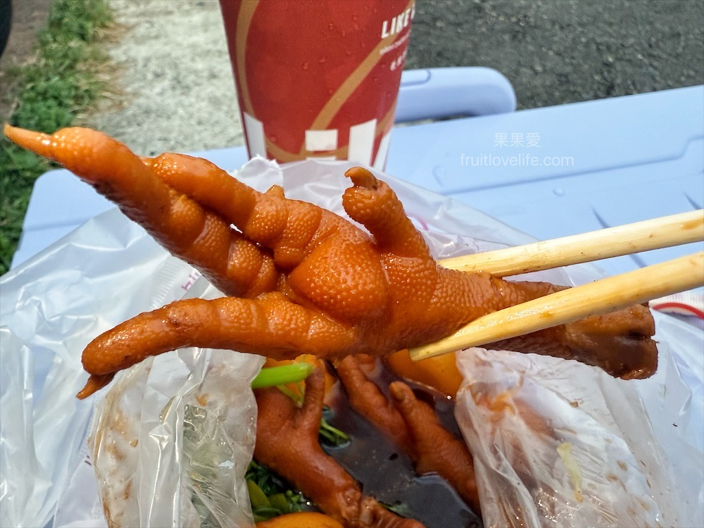 雲科大滷味雞爪凍⟩雲林斗六滷味，超人氣的宵夜美食，滷味平價又美味，滷雞爪要吃要快，不然很快就完售了 @果果愛Fruitlove