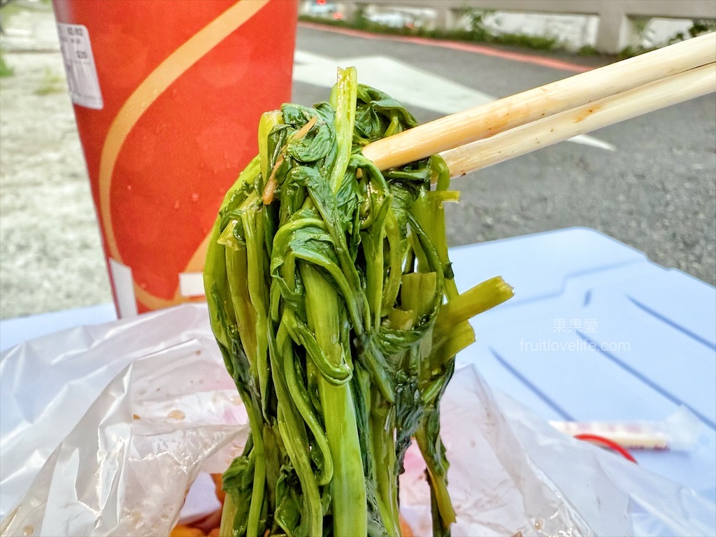 雲科大滷味雞爪凍⟩雲林斗六滷味，超人氣的宵夜美食，滷味平價又美味，滷雞爪要吃要快，不然很快就完售了 @果果愛Fruitlove