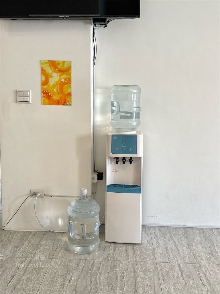 在水一方民宿⟩澎湖馬公民宿推薦，鬧中取靜，環境舒適，服務親切，入住有仙人掌冰棒無限量吃到飽 @果果愛Fruitlove
