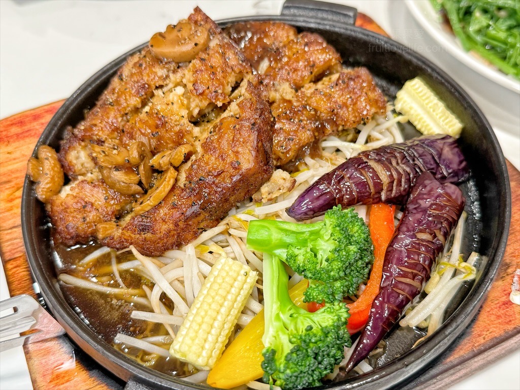 壹番素食餐廳⟩雲林斗六素食餐廳，跳脫傳統的素食餐廳，有許多意想不到的菜色，每道都是招牌菜 @果果愛Fruitlove