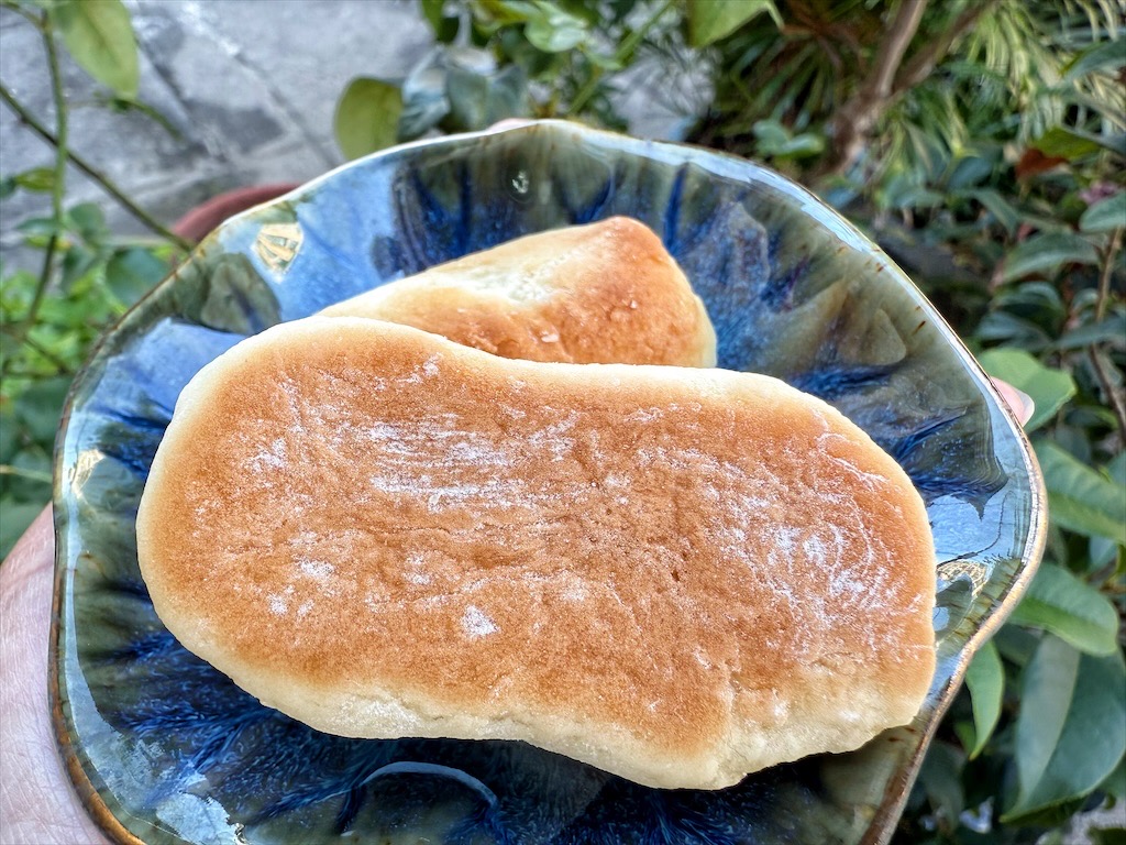 自造興古早味枕頭餅⟩澎湖西嶼伴手禮，澎湖人小時候的古早味點心-枕頭餅，口感簡單樸實，很適合作配茶小點心 @果果愛Fruitlove