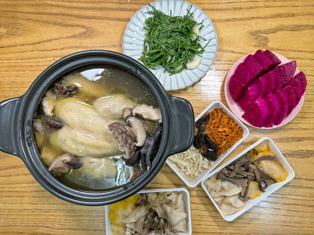 菇神煲樂鍋開箱|鹿芝谷集點送鍋超划算，天白花菇燉雞湯美味又暖心！ @果果愛Fruitlove