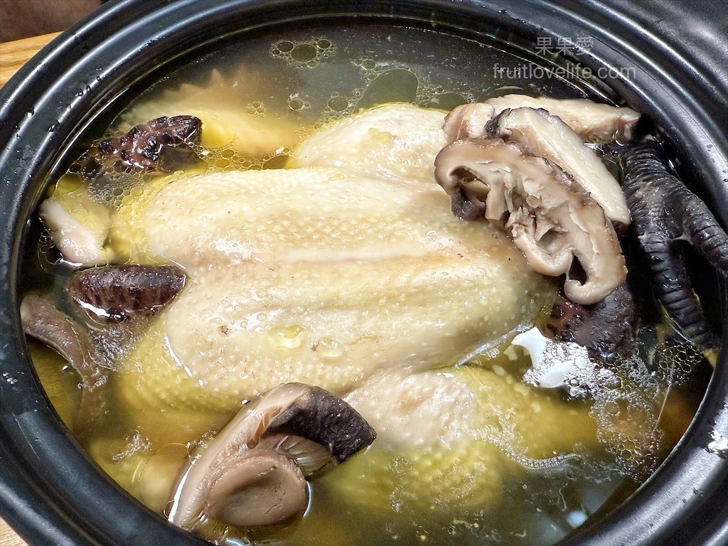 菇神煲樂鍋開箱|鹿芝谷集點送鍋超划算，天白花菇燉雞湯美味又暖心！ @果果愛Fruitlove