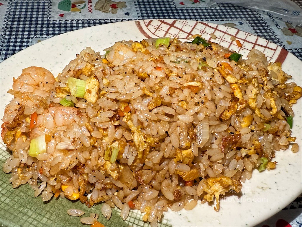 十三街美食 | 台中南屯爌肉飯，巷弄內的爌肉飯、炒飯，加班宵夜的美味食堂 @果果愛Fruitlove