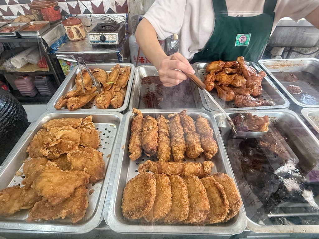 國華早午餐|台中大里早午餐，便當一律70元，12種主食任你挑！小資上班族必訪銅板美食！ @果果愛Fruitlove