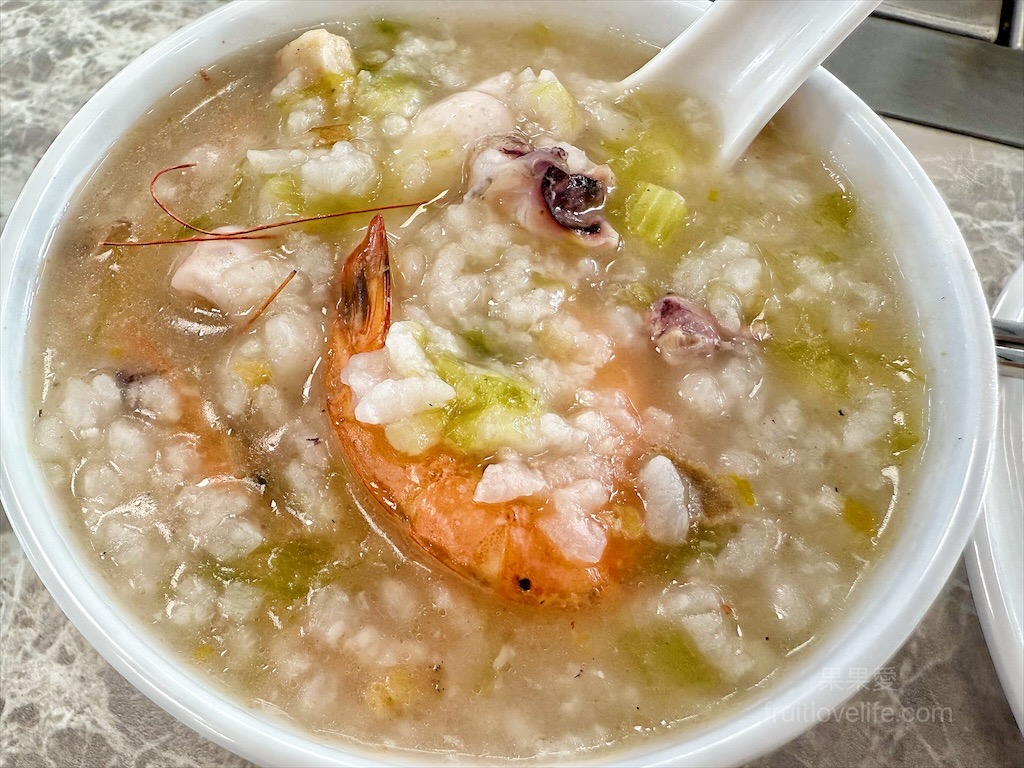 澎湖享燒烤Enjoy BBQ|澎湖馬公燒烤吃到飽，冷氣開放無煙燒烤吃到飽，鮮蚵、小管、海魚任你夾 @果果愛Fruitlove