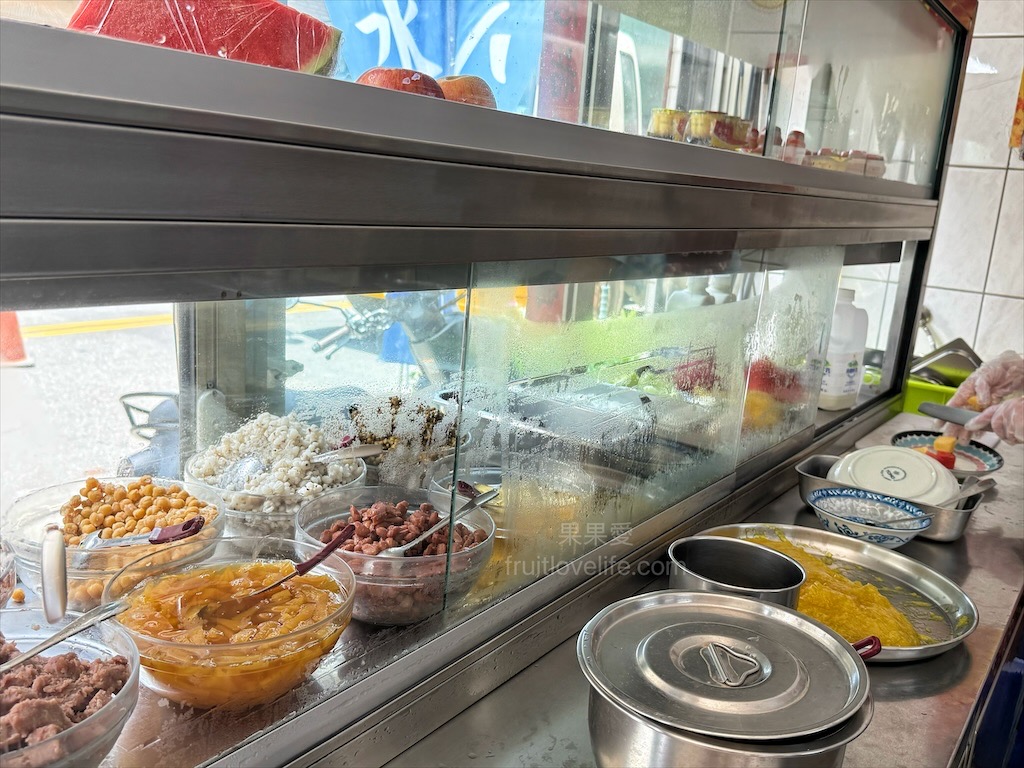 大涼冰果室|雲林北港冰店，在地人私藏古早味冰品老店，必點招牌水果冰、古早味紅茶 @果果愛Fruitlove