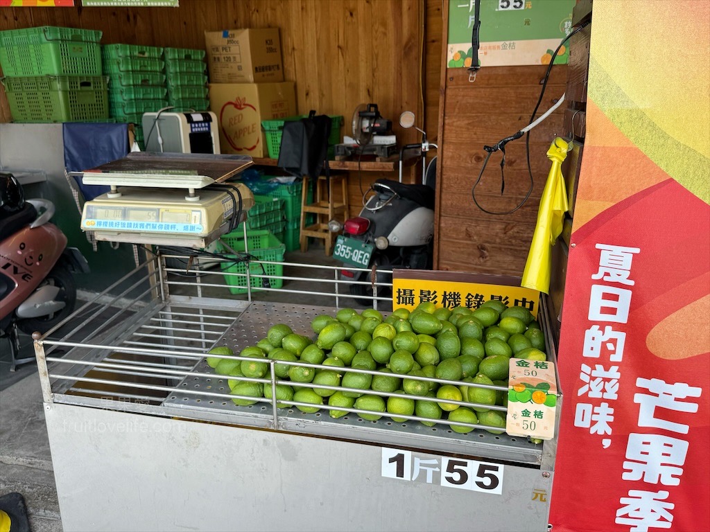 許多鮮果汁|南投草屯現打果汁，財神廟旁在地推薦現打鮮果飲，必喝招牌綜合果汁，風味豐富清爽 @果果愛Fruitlove